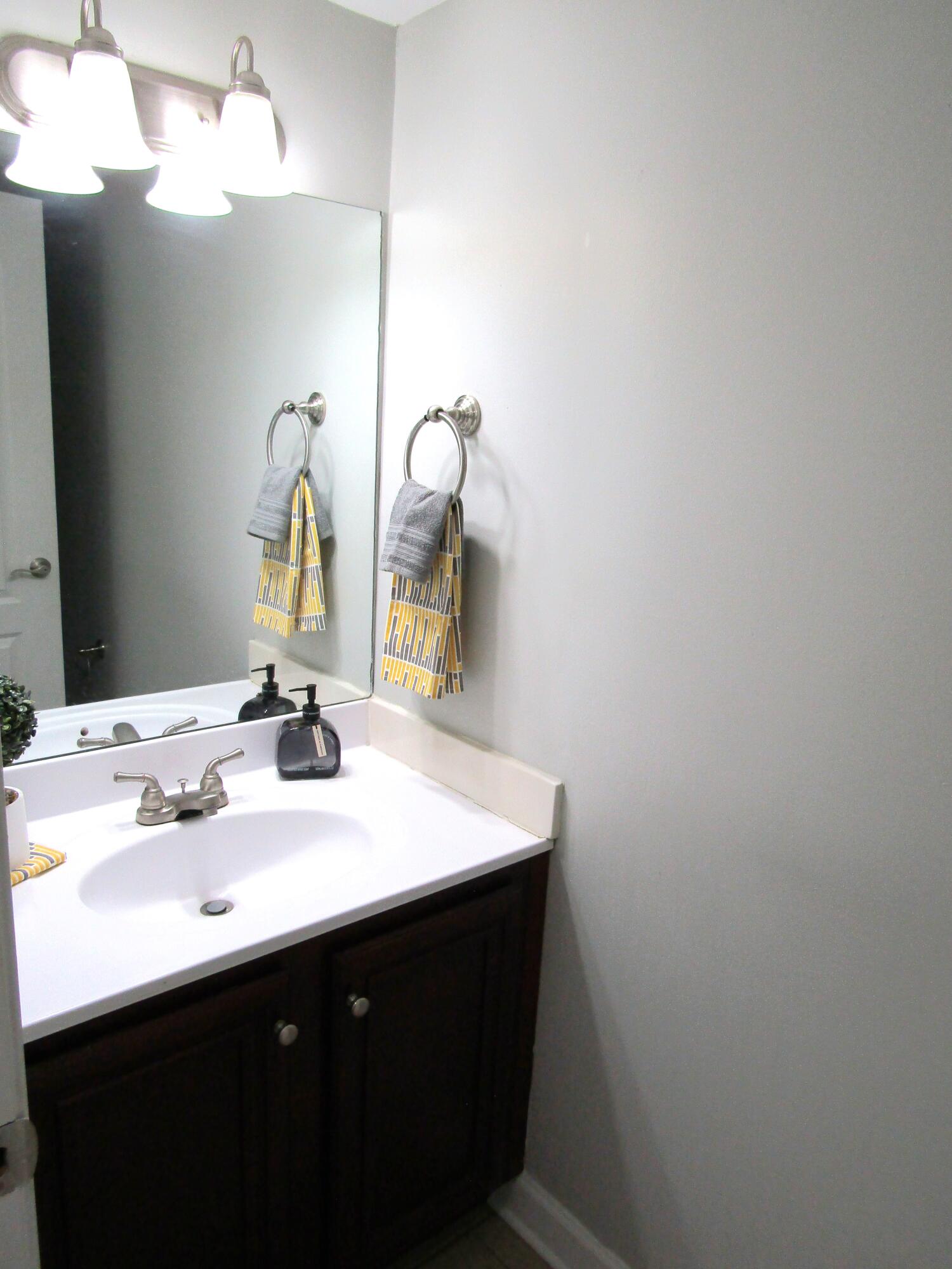131 Regency Point Path Lexington, KY 40503 - Photo 17 of 33 bath half