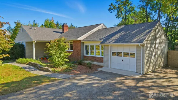 $795,000 | 7 Sunset Avenue, Matawan, NJ 07747