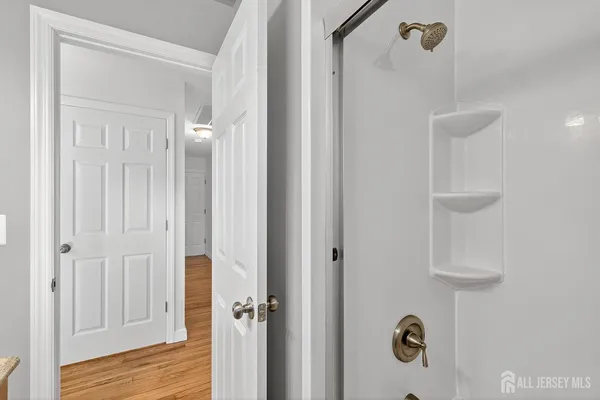 $795,000 | 7 Sunset Avenue, Matawan, NJ 07747