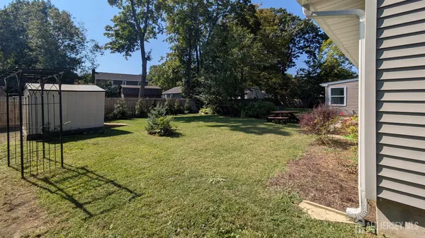 $795,000 | 7 Sunset Avenue, Matawan, NJ 07747