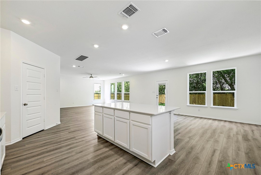 719 Ryan Street Belton, TX 76513 - Photo 11 of 31