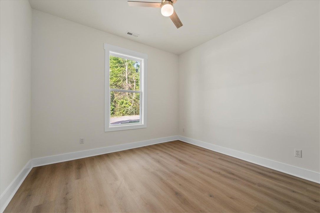 403 Tribble Street Seneca, SC 29678 - Photo 21 of 38