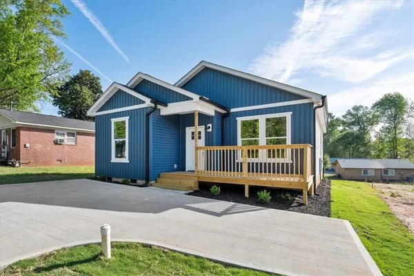 $230,000 | 403 Tribble Street, Seneca, SC 29678