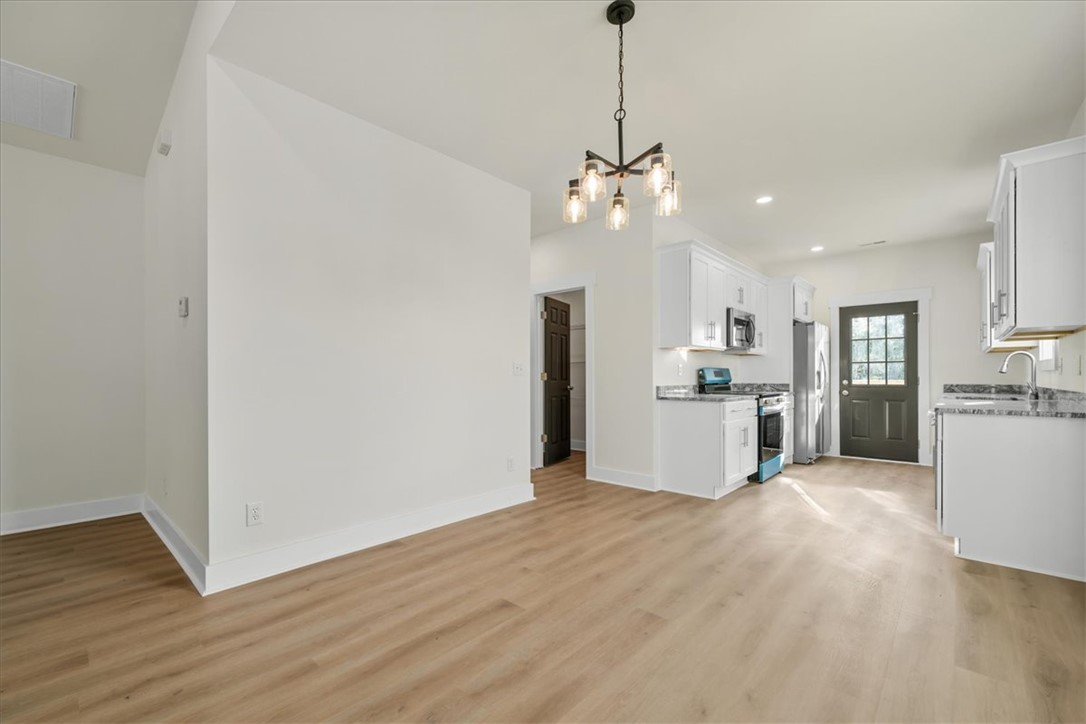 403 Tribble Street Seneca, SC 29678 - Photo 9 of 38