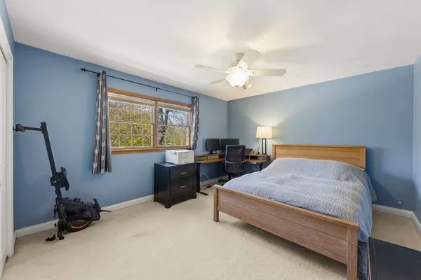 $825,000 | 2135 Oak Hill Drive, Lisle, IL 60532