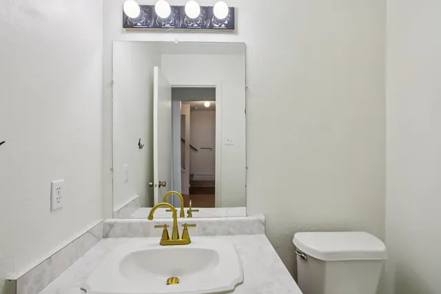 $1,900 | 1300 Tuxford Cove, Austin, TX 78753