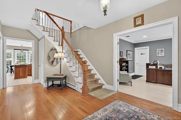 a view of entryway and hall