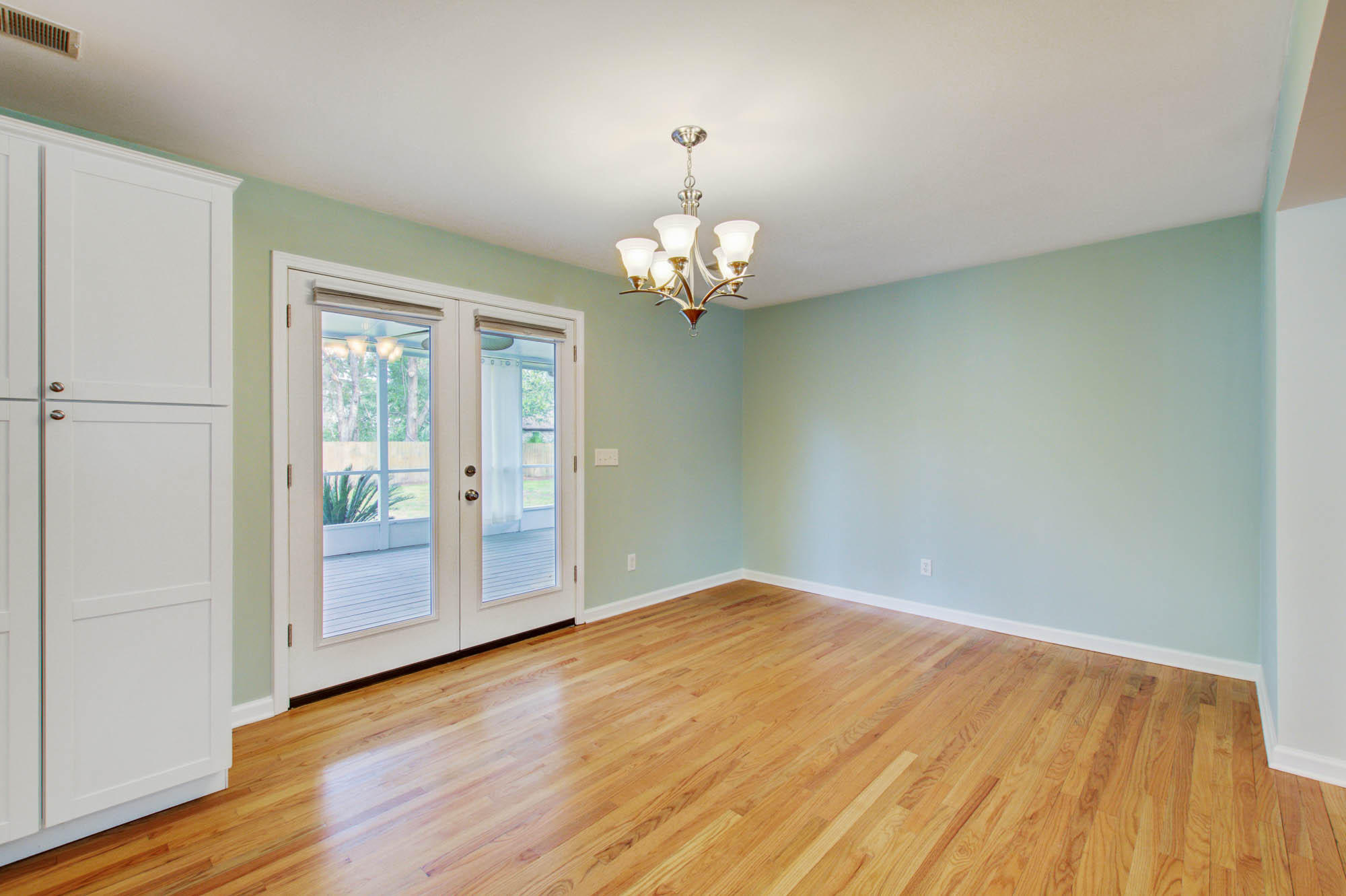 1144 Rifle Range Road Mount Pleasant, SC 29464 - Photo 14 of 26 1144 (14)