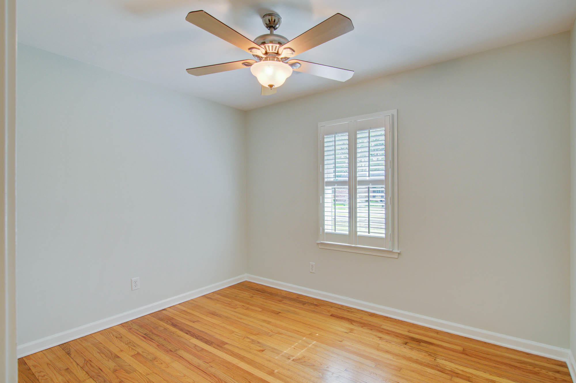 1144 Rifle Range Road Mount Pleasant, SC 29464 - Photo 15 of 26 1144 (16)