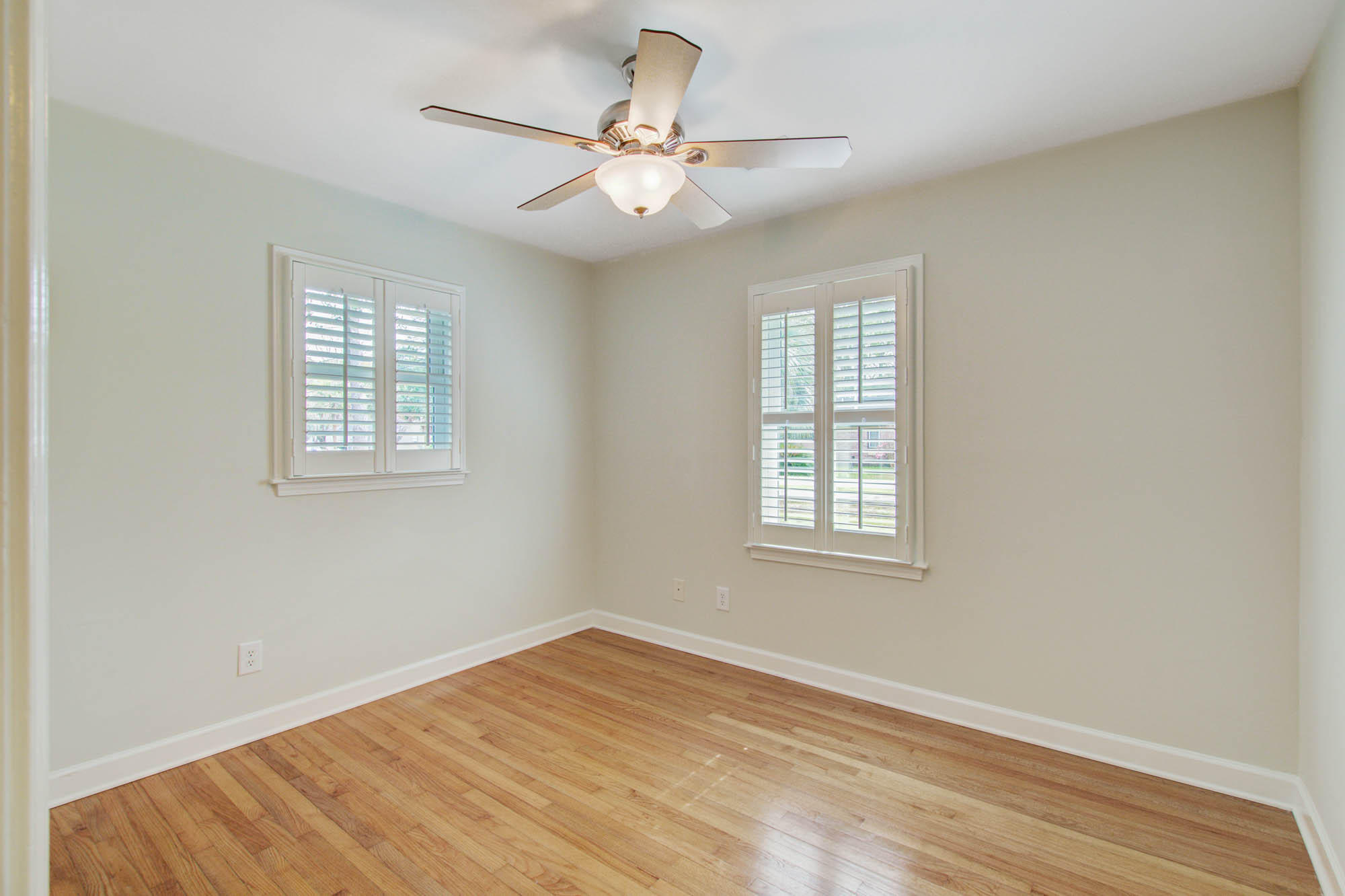 1144 Rifle Range Road Mount Pleasant, SC 29464 - Photo 17 of 26 1144 (18)