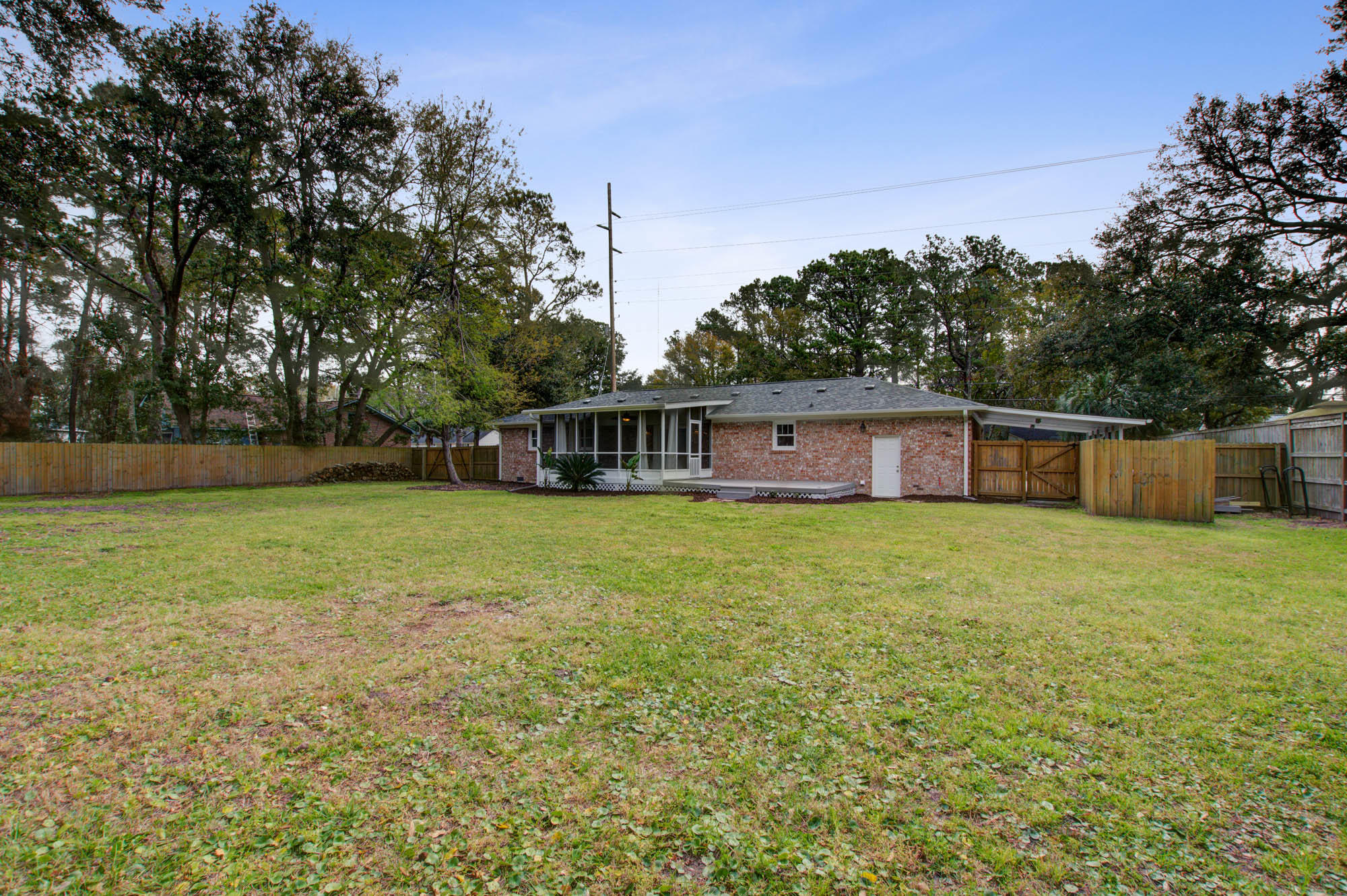 1144 Rifle Range Road Mount Pleasant, SC 29464 - Photo 25 of 26 1144 (24)