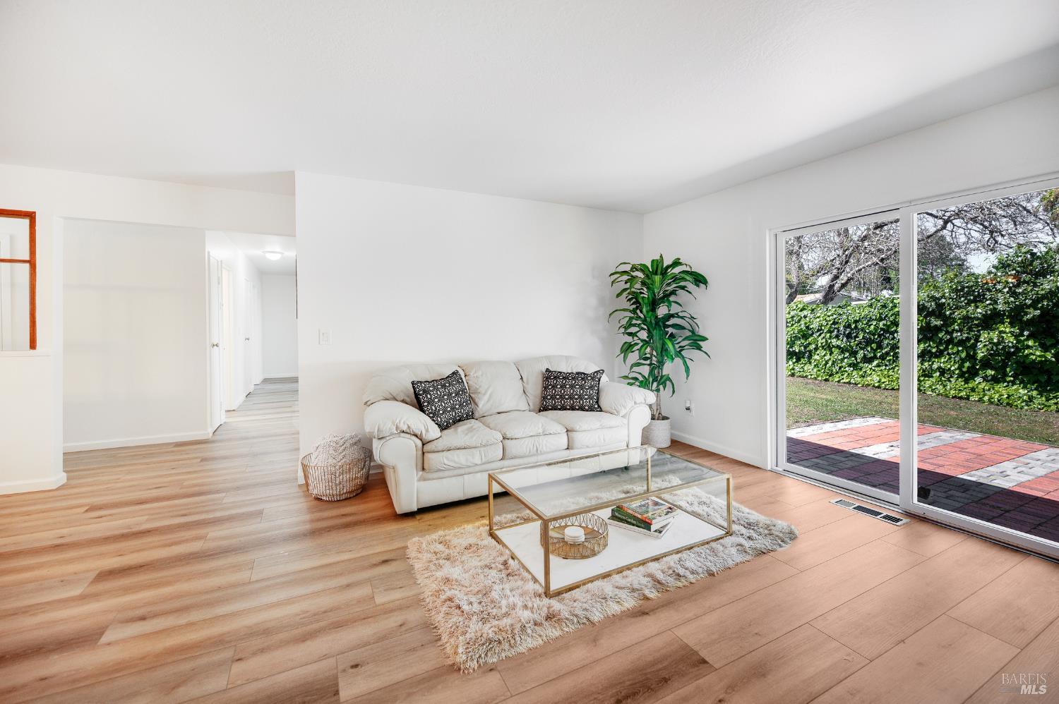 286 Bruce Avenue Rohnert Park, CA 94928 - Photo 14 of 30