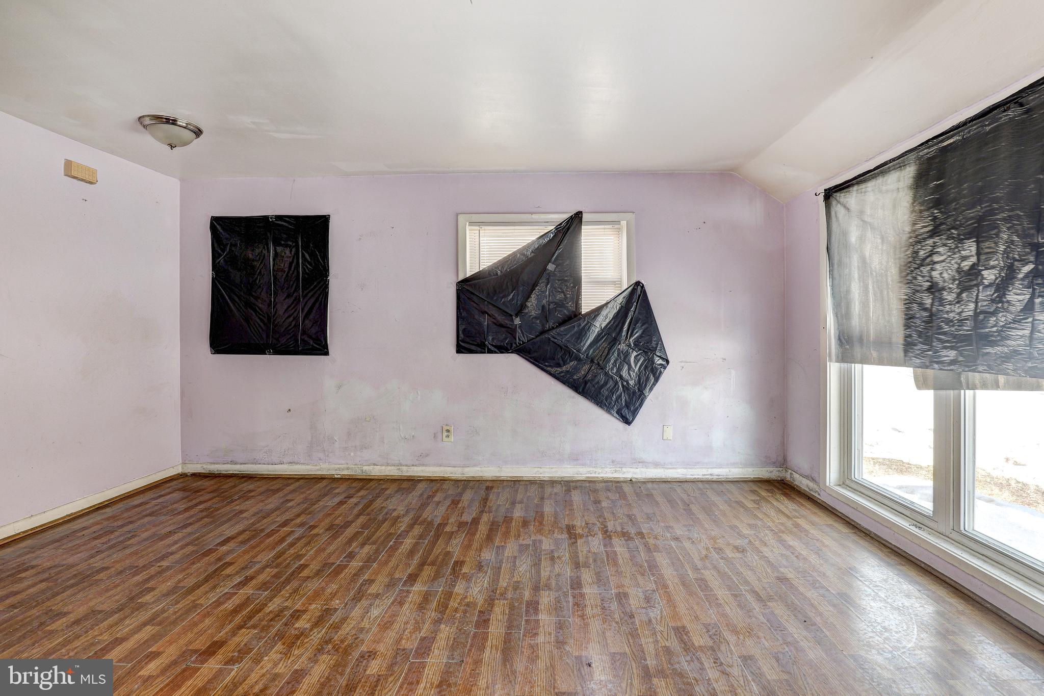 12628 Farnell Drive Silver Spring, MD 20906 - Photo 3 of 25