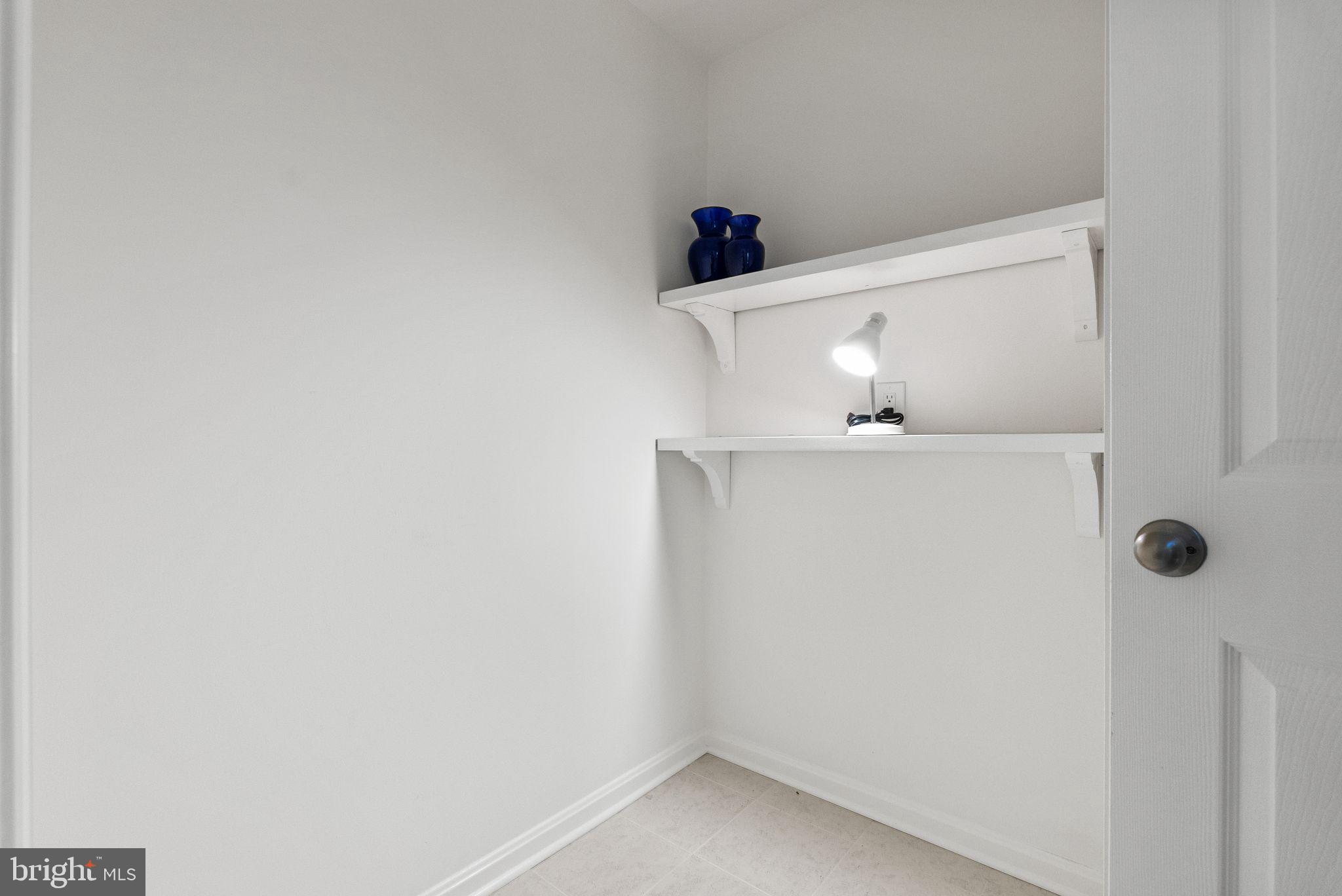 1047 Paper Mill Court, Unit 1047 Washington, DC 20007 - Photo 14 of 29 Bonus room-office/walk-in pantry/storage