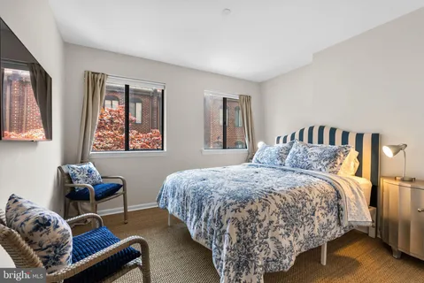 $845,000 | 1047 Paper Mill Court, Unit 1047, Washington, DC 20007