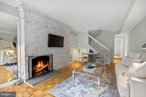 $845,000 | 1047 Paper Mill Court, Unit 1047, Washington, DC 20007