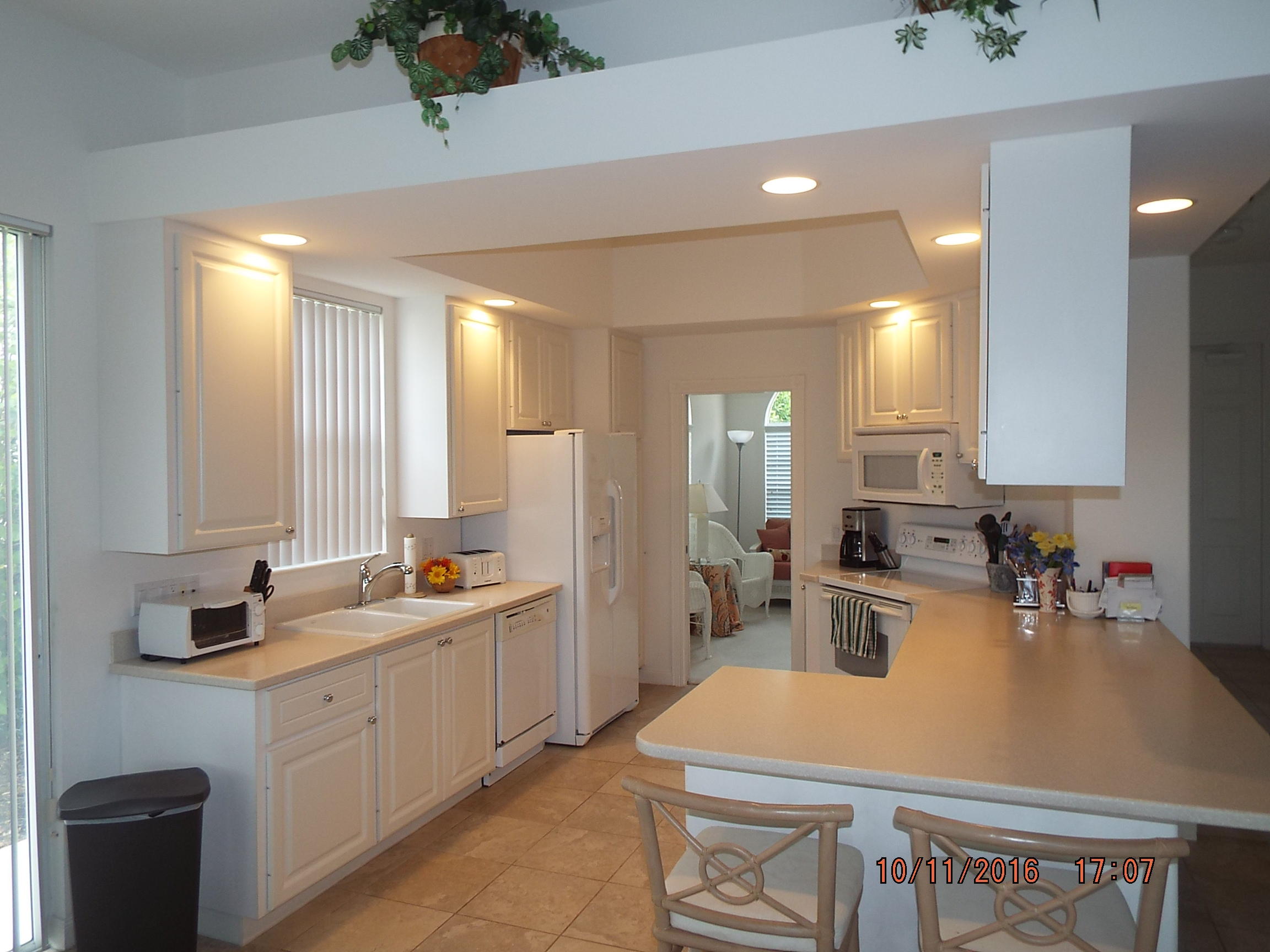 8224 Pine Cay Road Wellington, FL 33414 - Photo 2 of 44 Kitchen