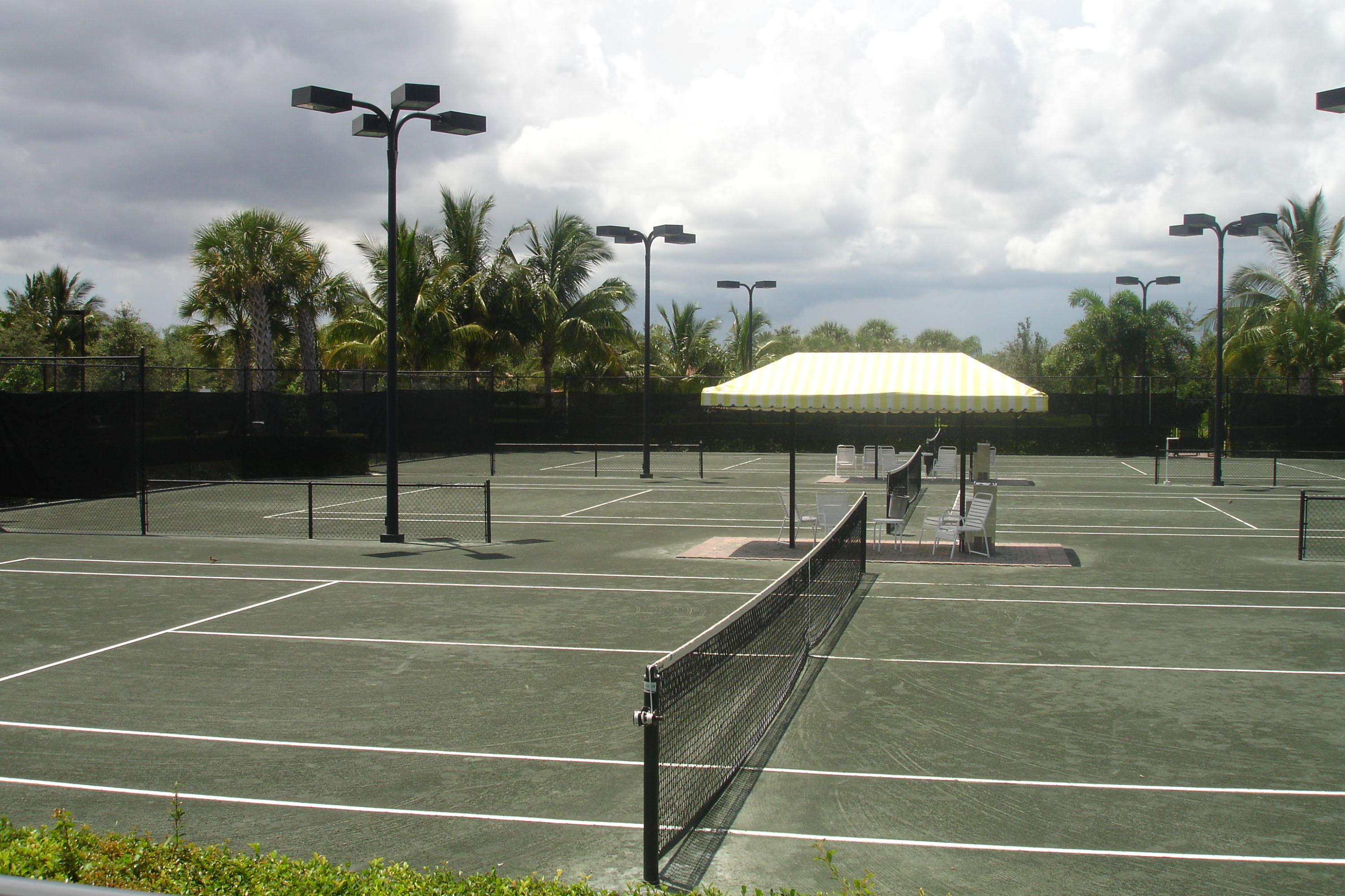 8224 Pine Cay Road Wellington, FL 33414 - Photo 21 of 44 30 VILLAGEWALK CLAY TENNIS COURTS