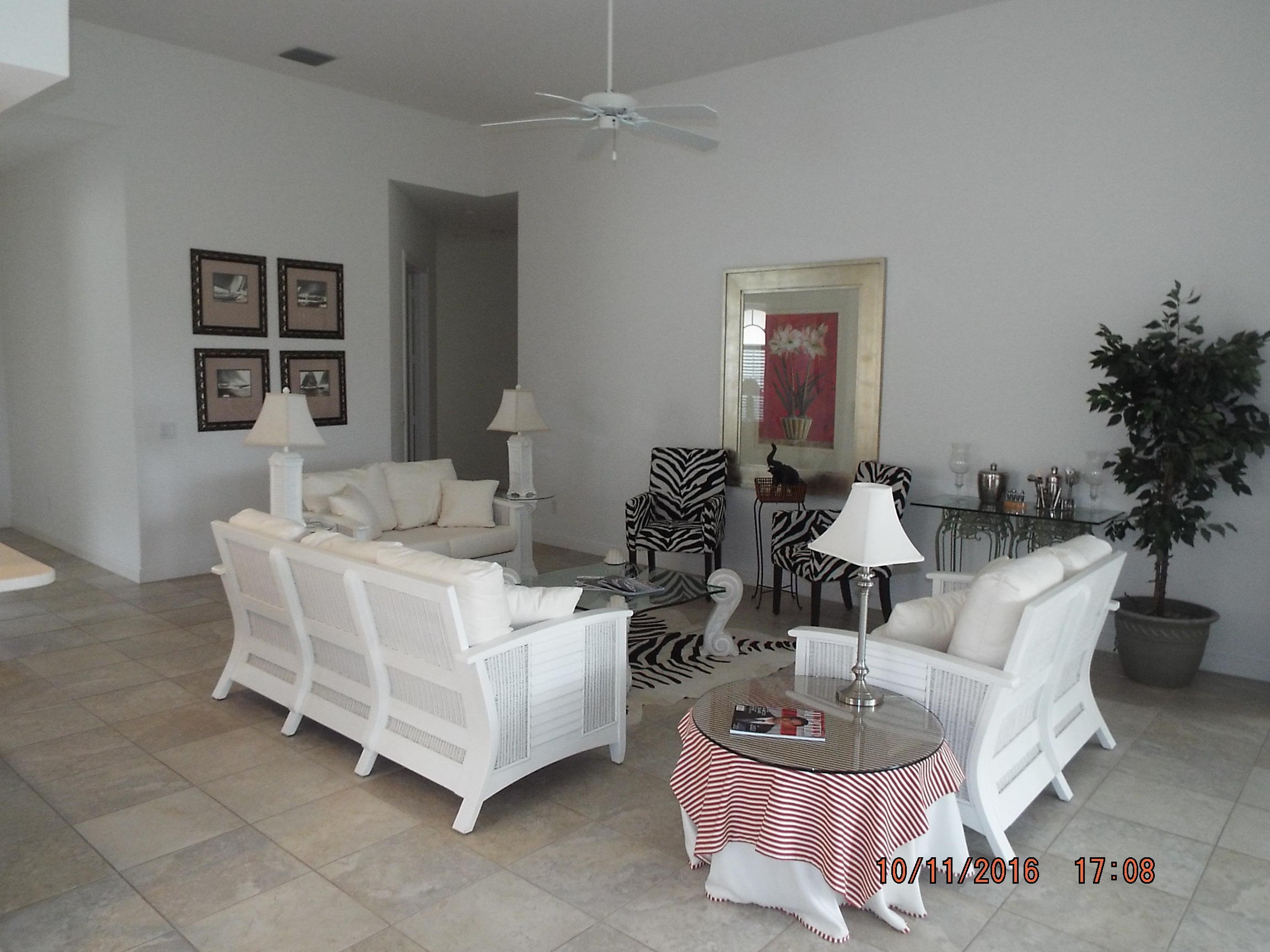 8224 Pine Cay Road Wellington, FL 33414 - Photo 4 of 44 Living Room