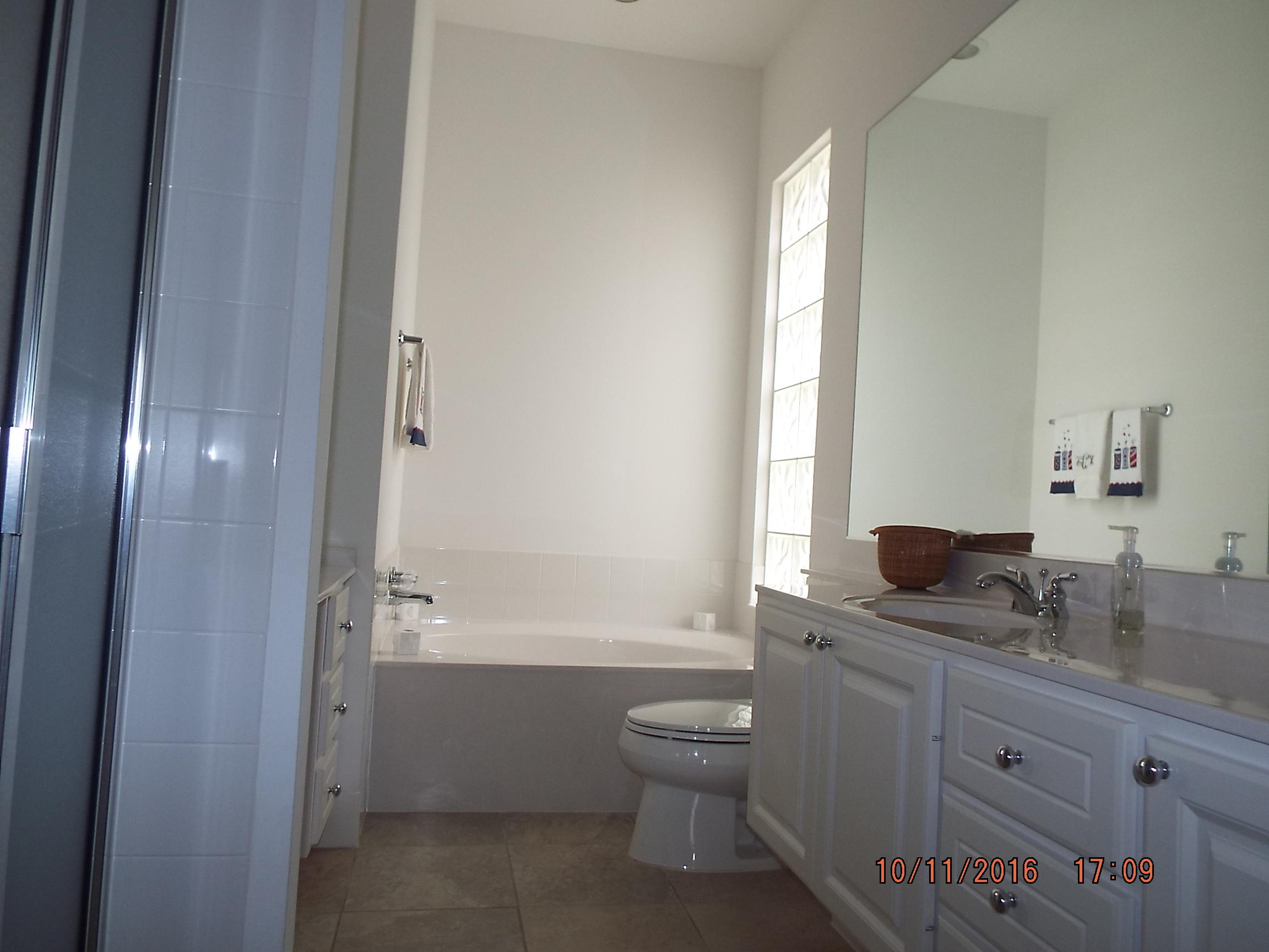 8224 Pine Cay Road Wellington, FL 33414 - Photo 8 of 44 Master Bath Hers