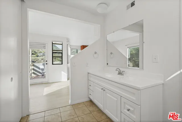 $1,420,000 | 2909 Searidge Street, Malibu, CA 90265