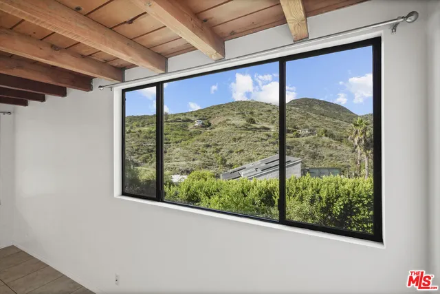$1,420,000 | 2909 Searidge Street, Malibu, CA 90265