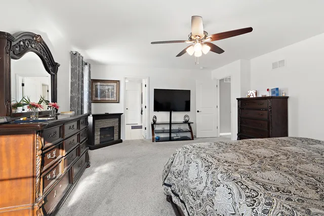 $589,900 | 16614 South Silo Bnd Drive, Lockport, IL 60441