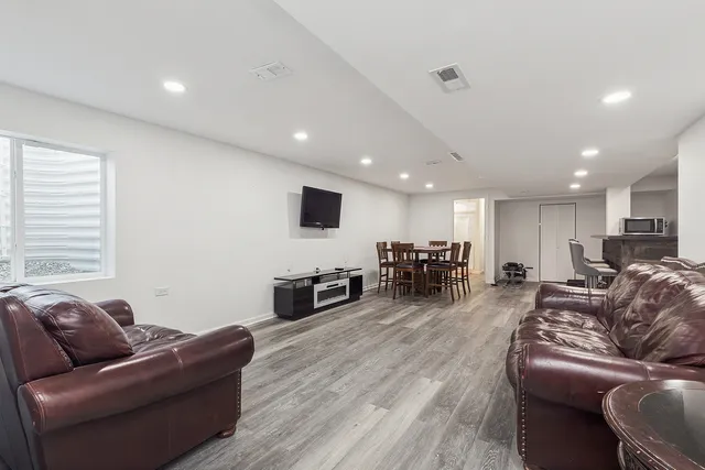 $589,900 | 16614 South Silo Bnd Drive, Lockport, IL 60441