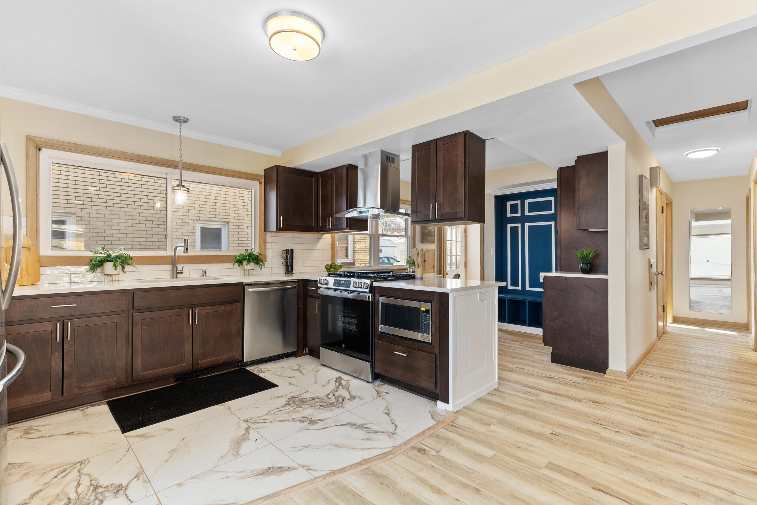 3929 North 82nd Street Milwaukee, WI 53222 - Photo 7 of 24 photo dec 17 2025, 12 39 54 am (1)