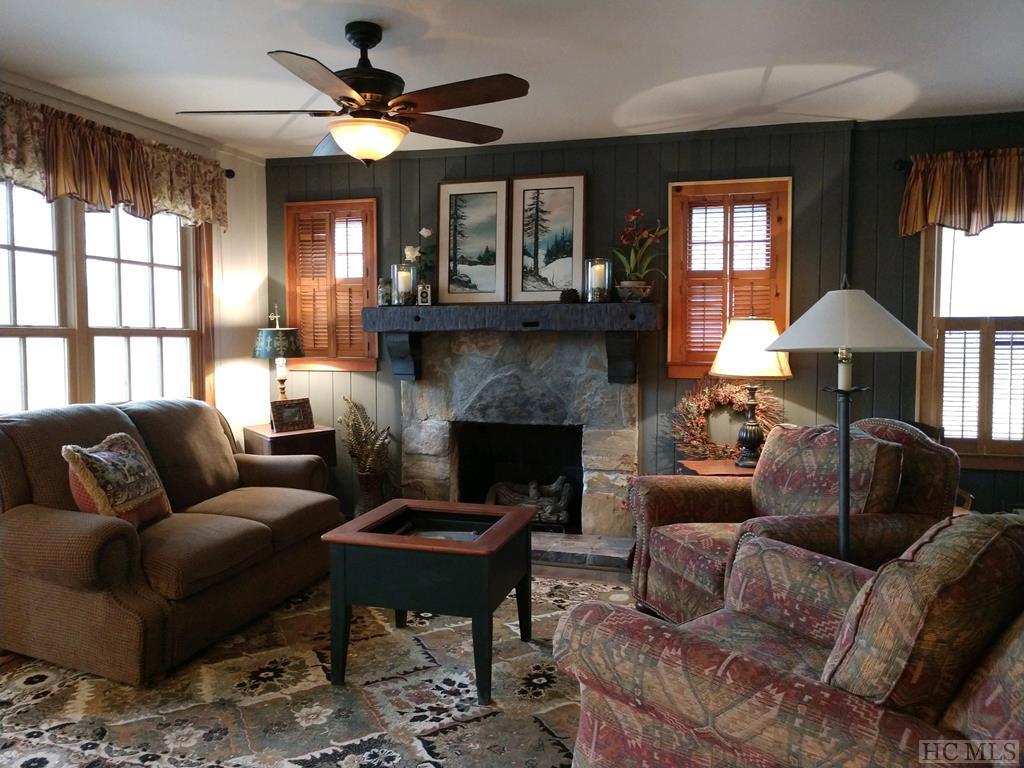 434 Wyanoak Road Highlands, NC 28741 - Photo 6 of 24 Gallery Image 6