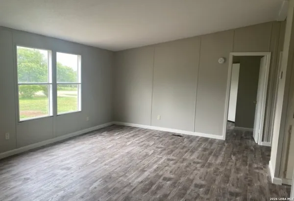 $1,450 | 129 Oak Park Road, Adkins, TX 78101