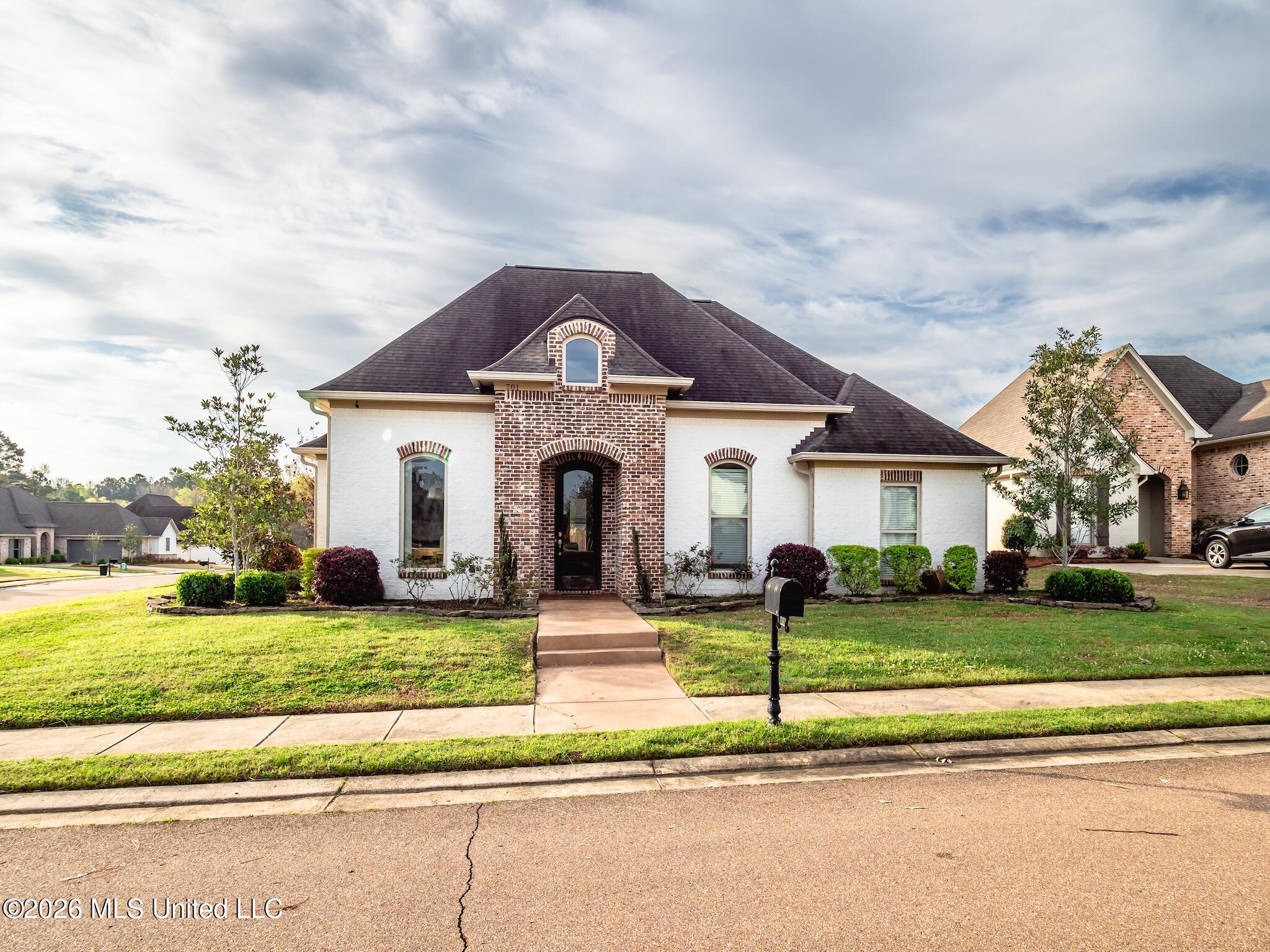 701 Prosperity Crossing Flowood, MS 39232 - Photo 1 of 35 P3200001