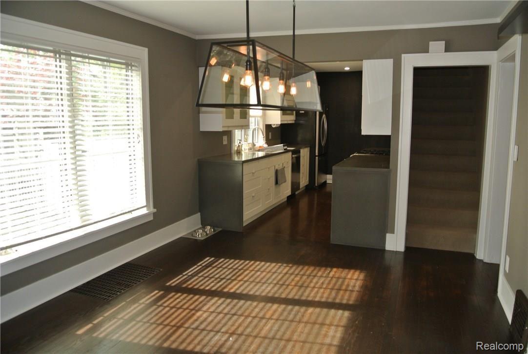 39 Sylvan Avenue Pleasant Ridge, MI 48069 - Photo 19 of 53 DSC_8409.JPG