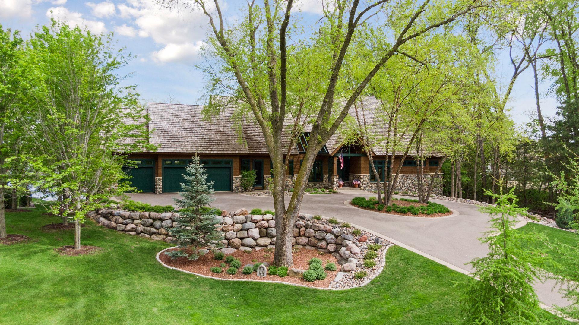 6941 Beach Road Eden Prairie, MN 55344 - Photo 5 of 59