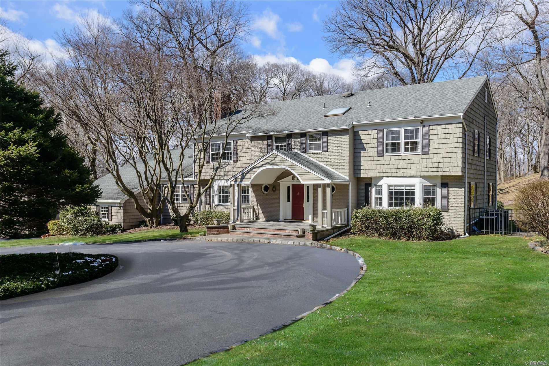 30 Wood Road Sands Point, NY 11050 - Photo 1 of 1 Front