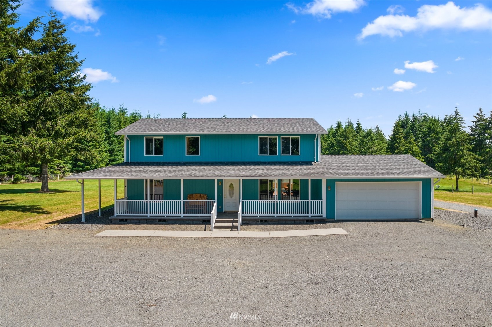 320 Tennessee Road Winlock, WA 98596 - Photo 1 of 40 front view of a house with a swimming pool