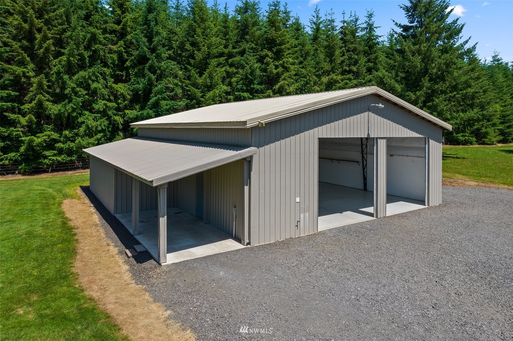 320 Tennessee Road Winlock, WA 98596 - Photo 31 of 40 a view of a house with a backyard