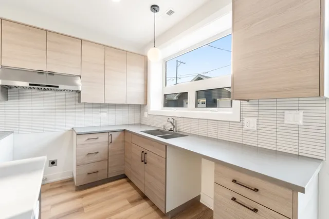 $649,000 | 4167 South Halsted Street, Chicago, IL 60609