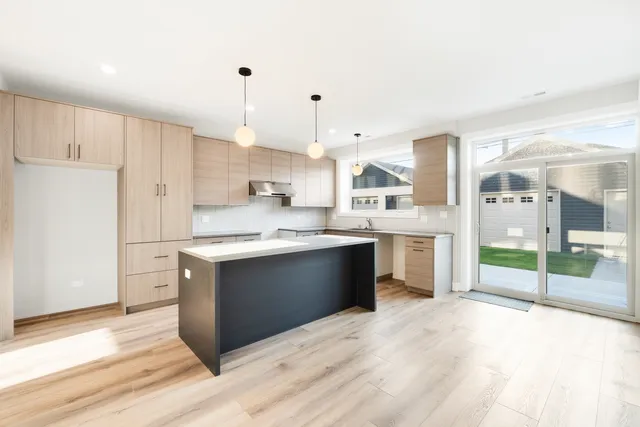 $649,000 | 4167 South Halsted Street, Chicago, IL 60609