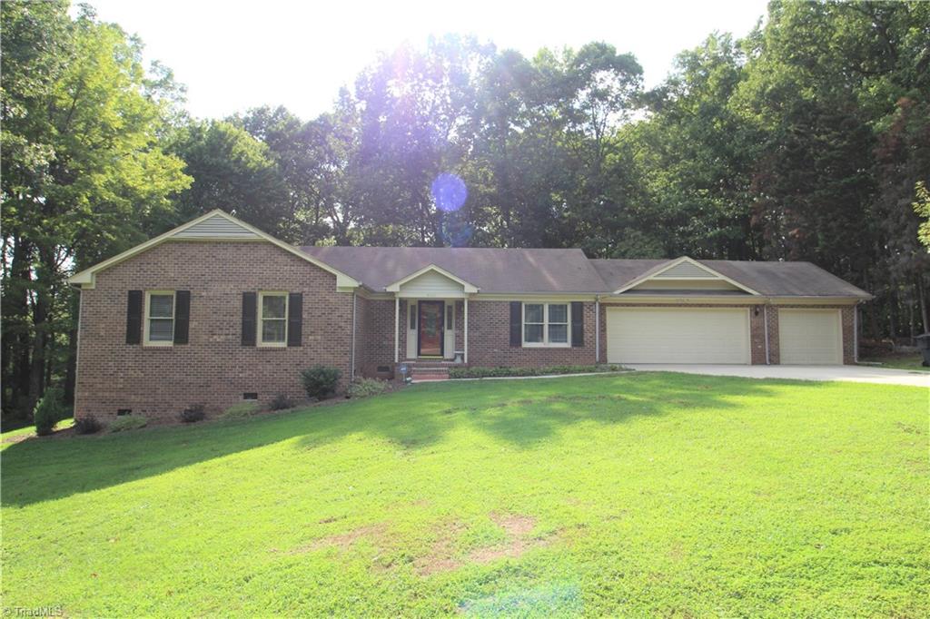 4607 Golden Acres Rd, Oak Ridge NC 27310