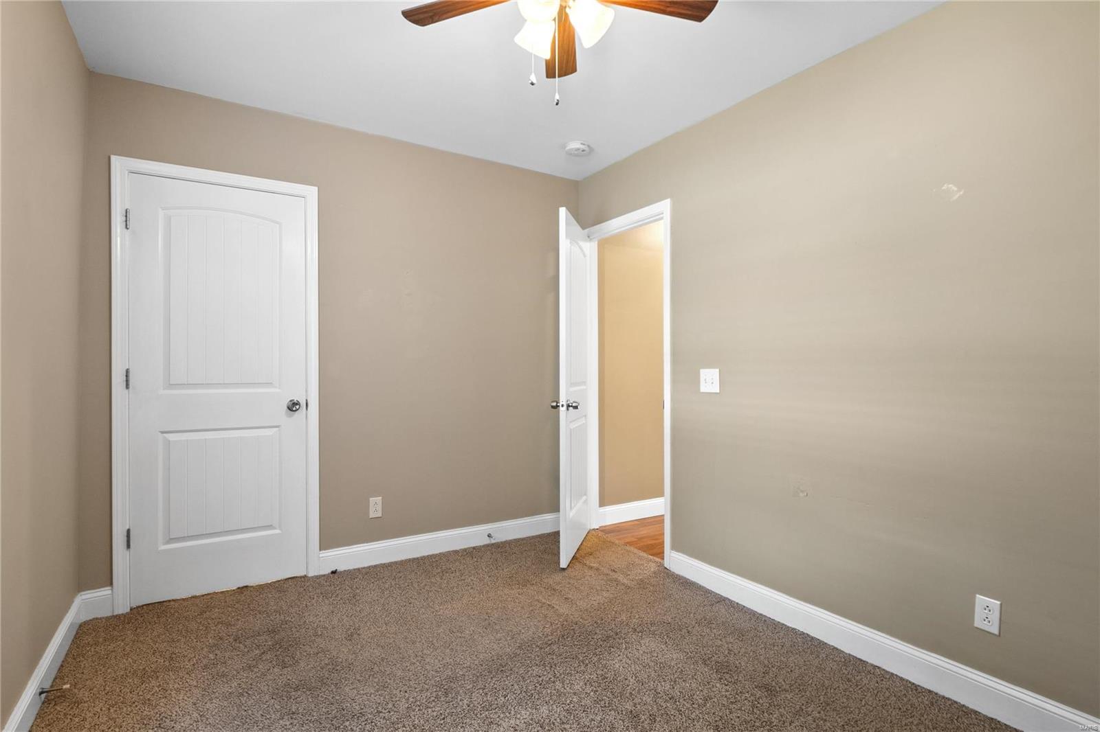 211 East Walnut Street Columbia, IL 62236 - Photo 11 of 32