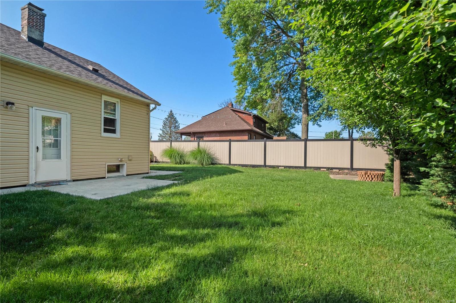 211 East Walnut Street Columbia, IL 62236 - Photo 25 of 32