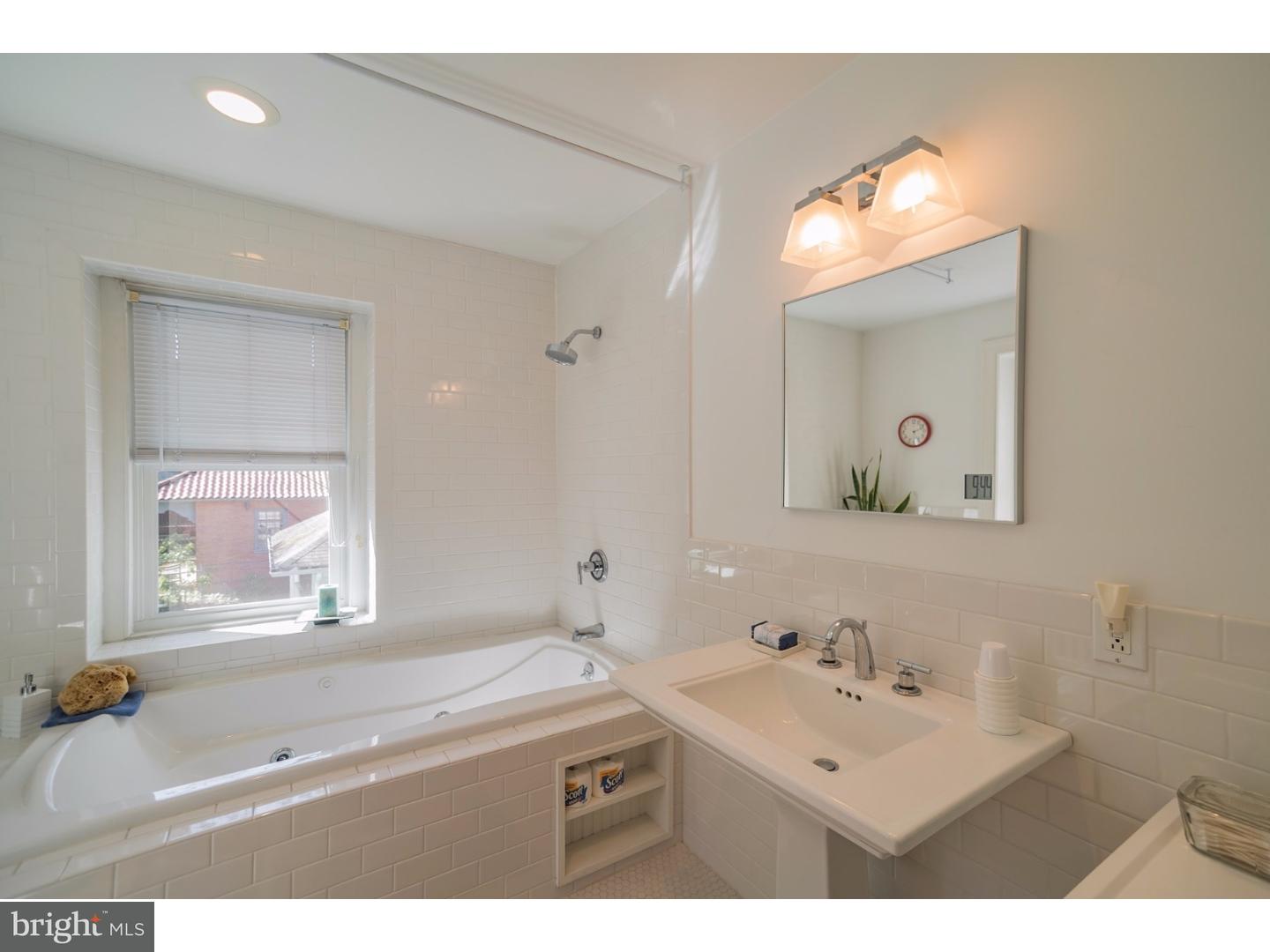 6400 Sherwood Road Philadelphia, PA 19151 - Photo 16 of 25 Gallery Image 16