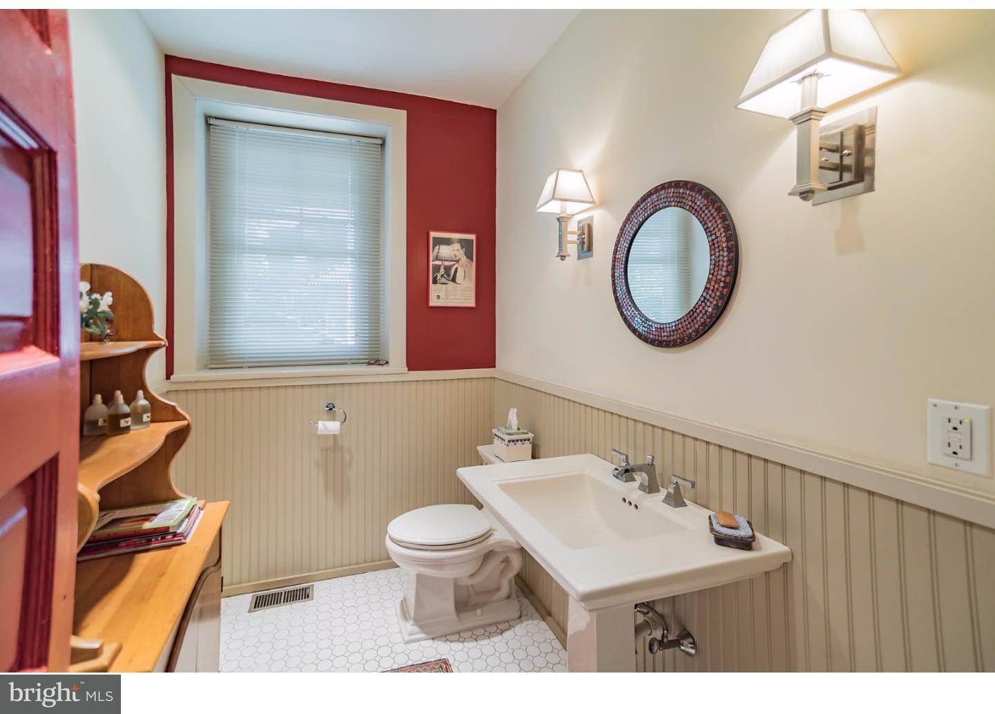 6400 Sherwood Road Philadelphia, PA 19151 - Photo 8 of 25 Gallery Image 8