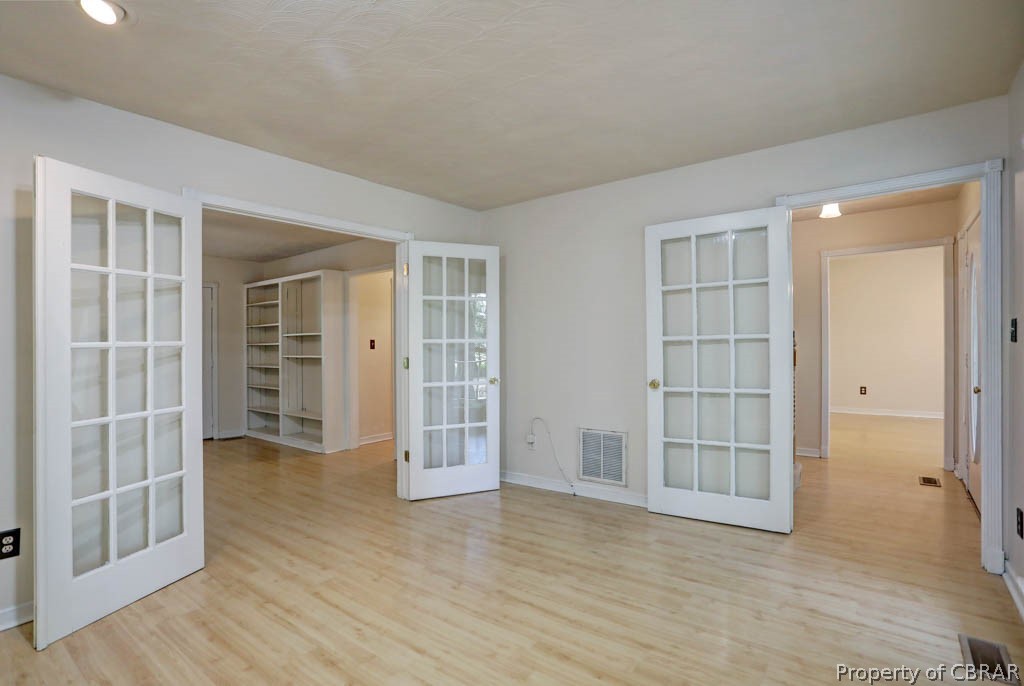 7025 Mumford Cove Road Hayes, VA 23072 - Photo 7 of 43