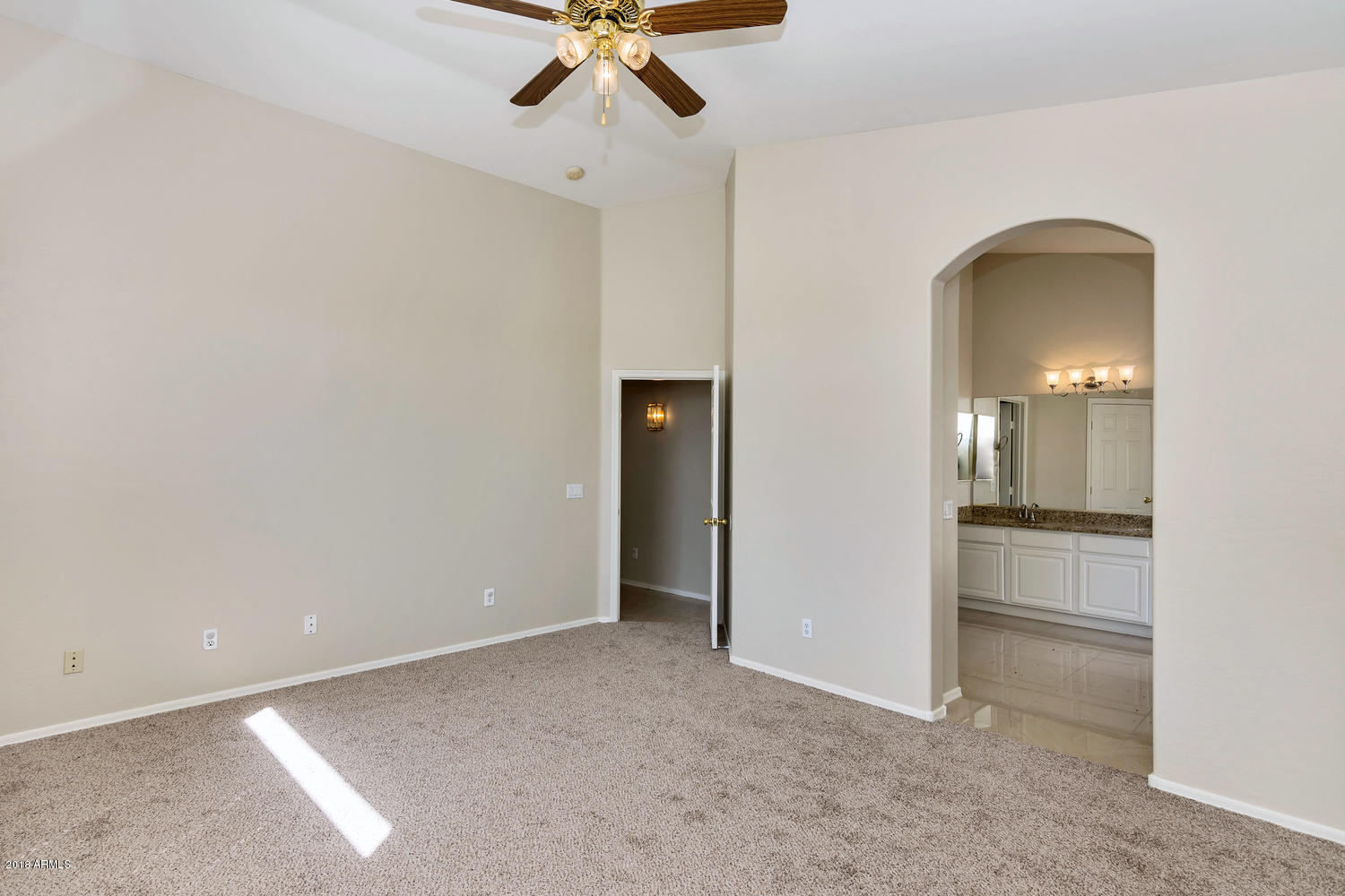 10821 West Granada Road Avondale, AZ 85392 - Photo 8 of 22 10821 W Granada Rd-large-011-14-Master B