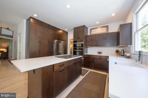 $1,200,000 | 1421 Radbill Circle, Berwyn, PA 19312