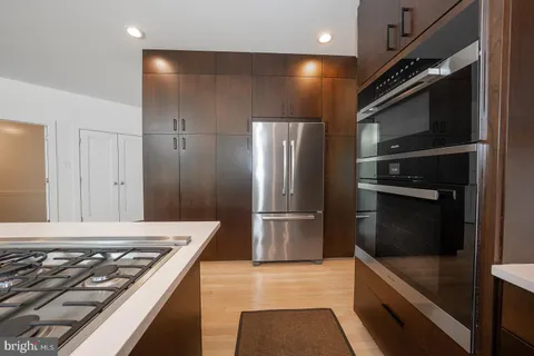 $1,200,000 | 1421 Radbill Circle, Berwyn, PA 19312