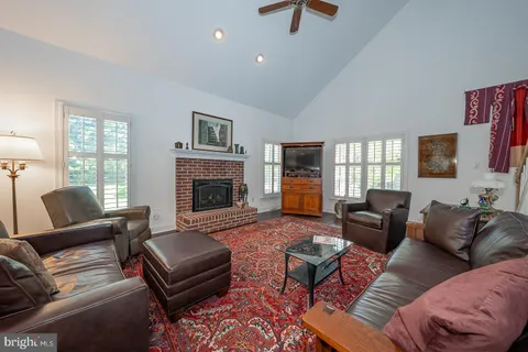 $1,200,000 | 1421 Radbill Circle, Berwyn, PA 19312
