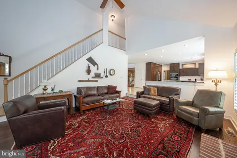 $1,200,000 | 1421 Radbill Circle, Berwyn, PA 19312